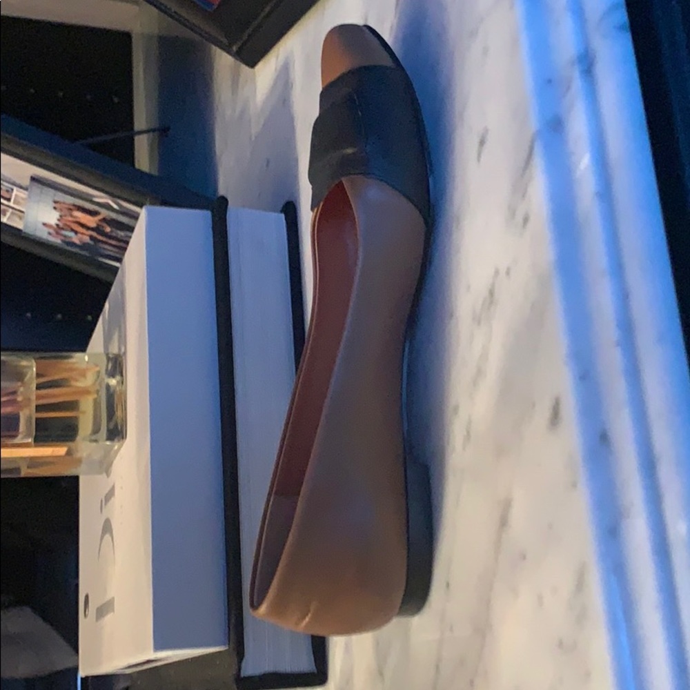 Givenchy flats - Picture 2 of 4